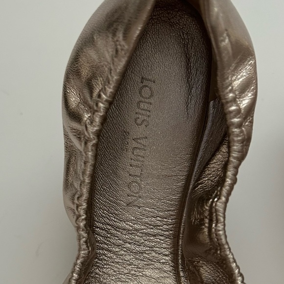 Louis Vuitton Metallic Leather Amulet Sequins Bow Scrunch Ballet Flats 36.5 - Picture 5 of 10